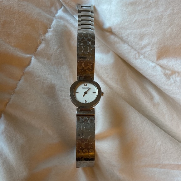 Vintage Coach Watch - Picture 3 of 12